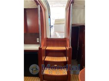 CHRIS CRAFT ROAMER 43