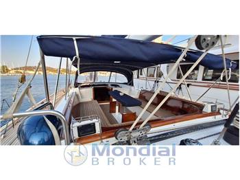 VIUDES GERMAN FRERS 82- KETCH