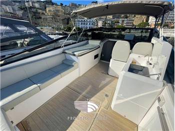 RIO YACHT 40 Spider