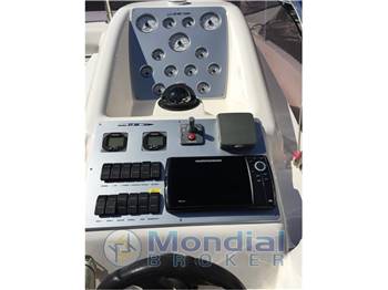 Mano marine 27,50