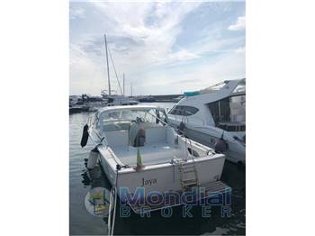 Bertram Yacht 28 Moppie