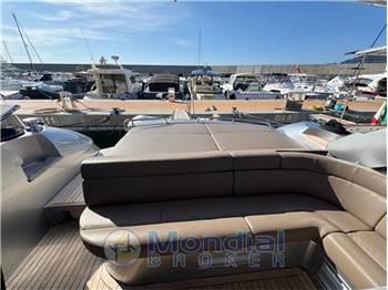 Pershing 51