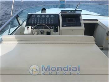 MAGNUM MARINE 53