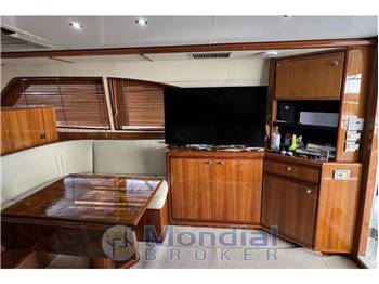 Bertram Yacht 450 Convertible