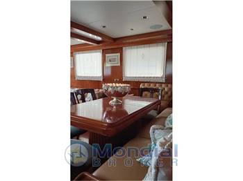 Secni Camper & Nicolsons Designs Navetta