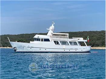 Secni Camper & Nicolsons Designs Navetta