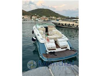 Chris Craft 36 Corsair