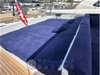 Magnum Marine 63