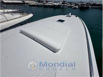 Magnum Marine 63