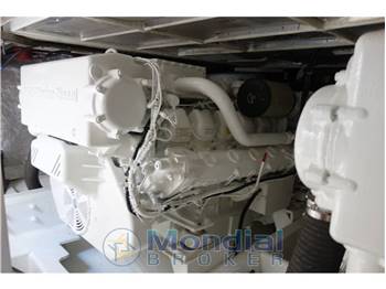 Mangum Marine 53