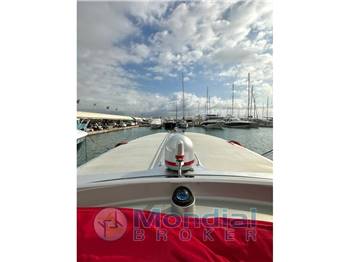 Magnum Marine 50