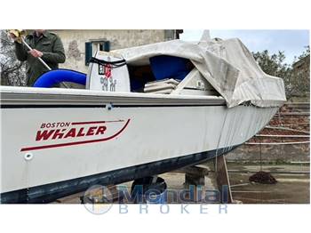 Boston Whaler Boston Whaler 27 Full Cabin