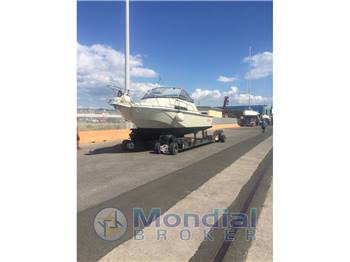 Boston Whaler Boston Whaler 27 Full Cabin