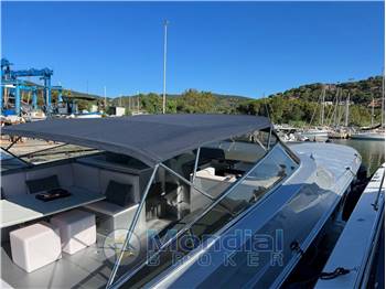 Magnum  Marine 63