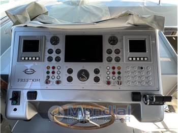 Magnum  Marine 63