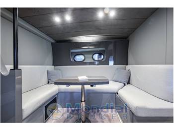 Magnum Marine 44