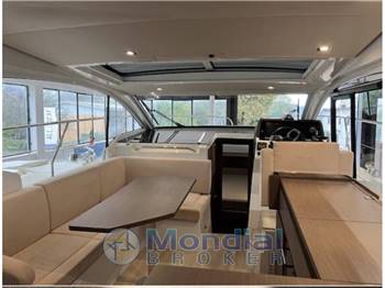 Sealine C335V