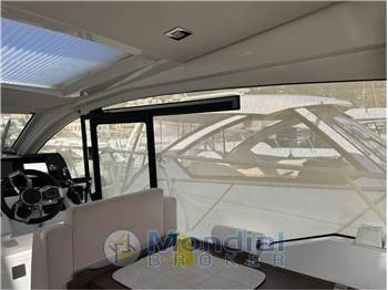 Sealine C335V