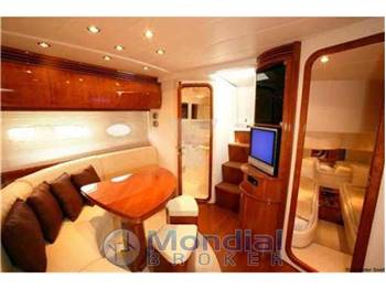 Pershing 46