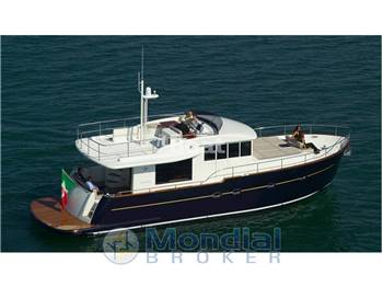 Cantieri Estensi Maine 530