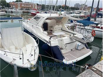 Fairline 33 Targa