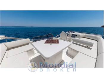 AZIMUT 47 FLY