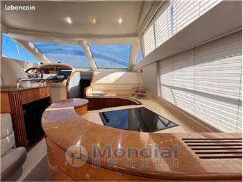 Azimut 52 fly