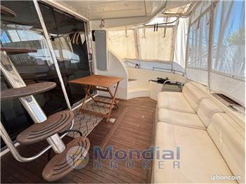 Azimut 52 fly