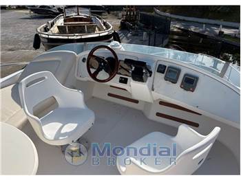 JEANNEAU PRESTIGE 32 FLY