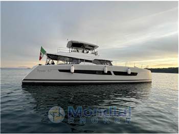 Fountaine Pajot Power 67