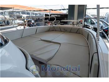 Ranieri International Voyager 21 S