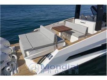 Astondoa 377 Coupé Fuoribordo