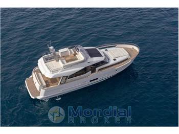 Greenline Yachts 48 FLY
