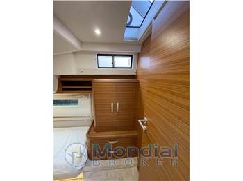 Greenline Yachts 48 FLY