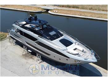 Riva 90 Argo