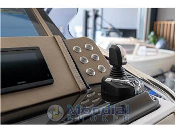 Ranieri International Cayman 28 Executive