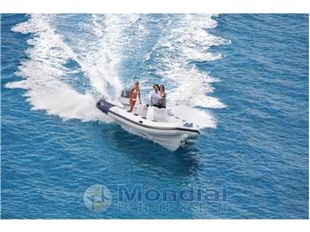 Ranieri International Cayman 26 Sport