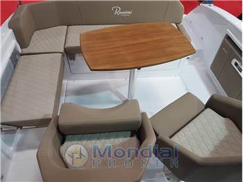 Ranieri International Next 240 SH