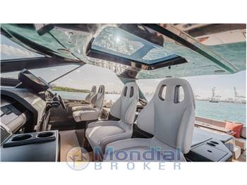 Manari Yachts 52