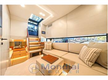 Manari Yachts 52