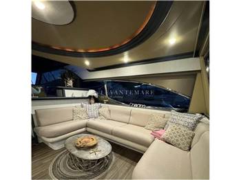 Ferretti 680