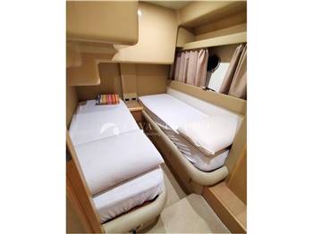 Ferretti 460