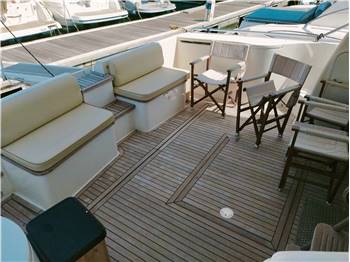Ferretti 460