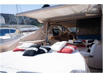 Sunseeker Predator 72
