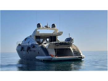 Azimut 68s