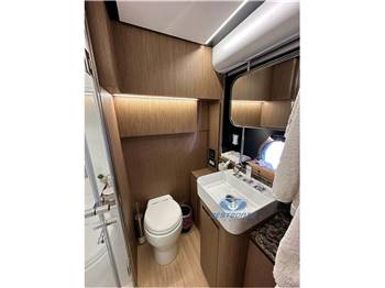 CANTIERI NAVALI RIZZARDI Insix