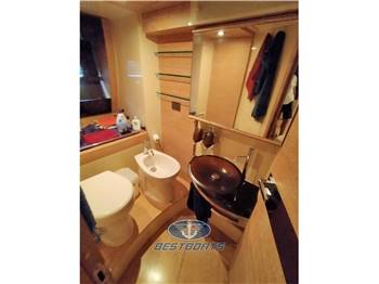 AZIMUT 58
