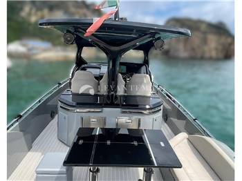 SACS Rebel 40