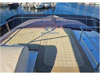 Ferretti 630