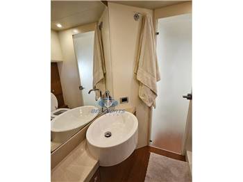 Ferretti 630